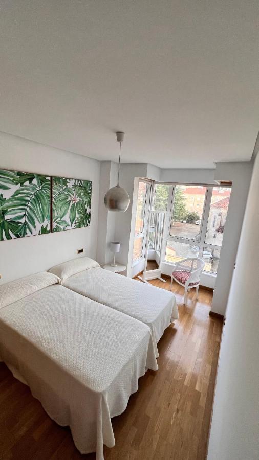 Apartamentos San Martin Ourense Centro 2 エクステリア 写真